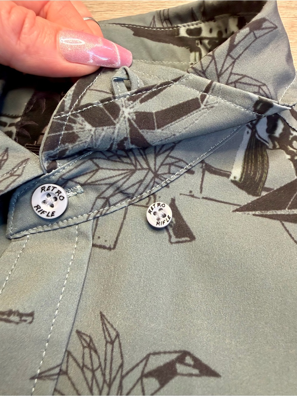 Sick Retro Rifle Button-up - Picture 7 of 10